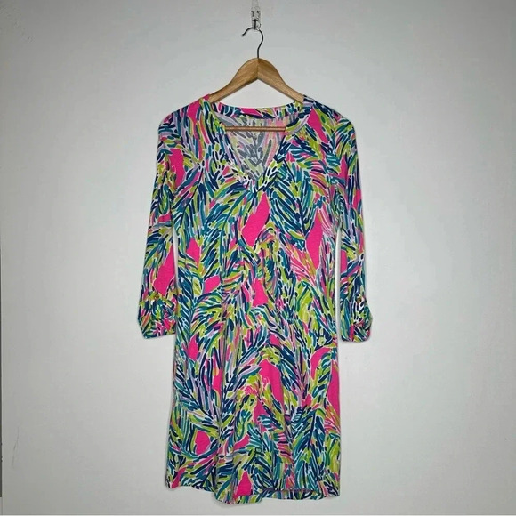 Lilly Pulitzer Rossmore Palm Reader V-Neck Pullover T-Shirt Dress Size X-Small - Picture 2 of 8